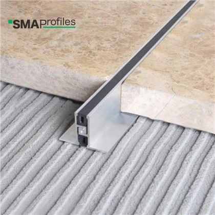 Obloga dilatacijskih fug za talne ploščice